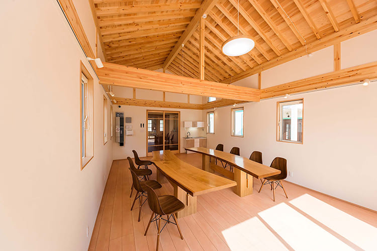住むだけの部屋では、出会えないものがある。